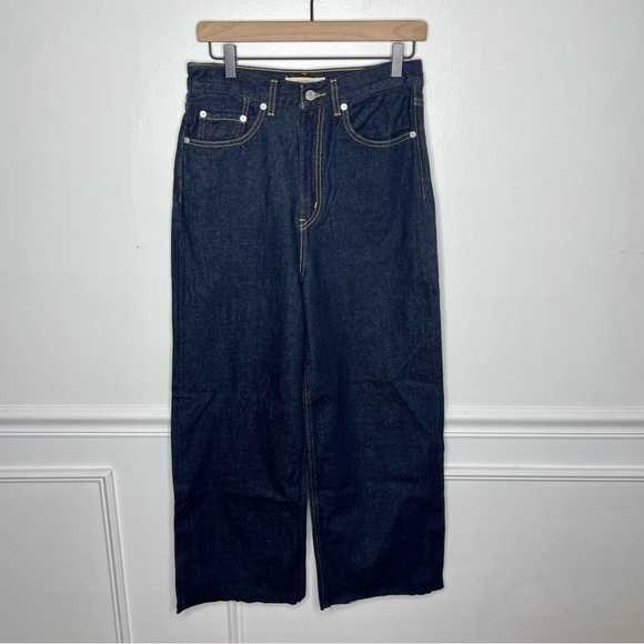 Levi's Premium High Loose Dark Wash Raw Hem Jean Womens 27 - Picture 1 of 13